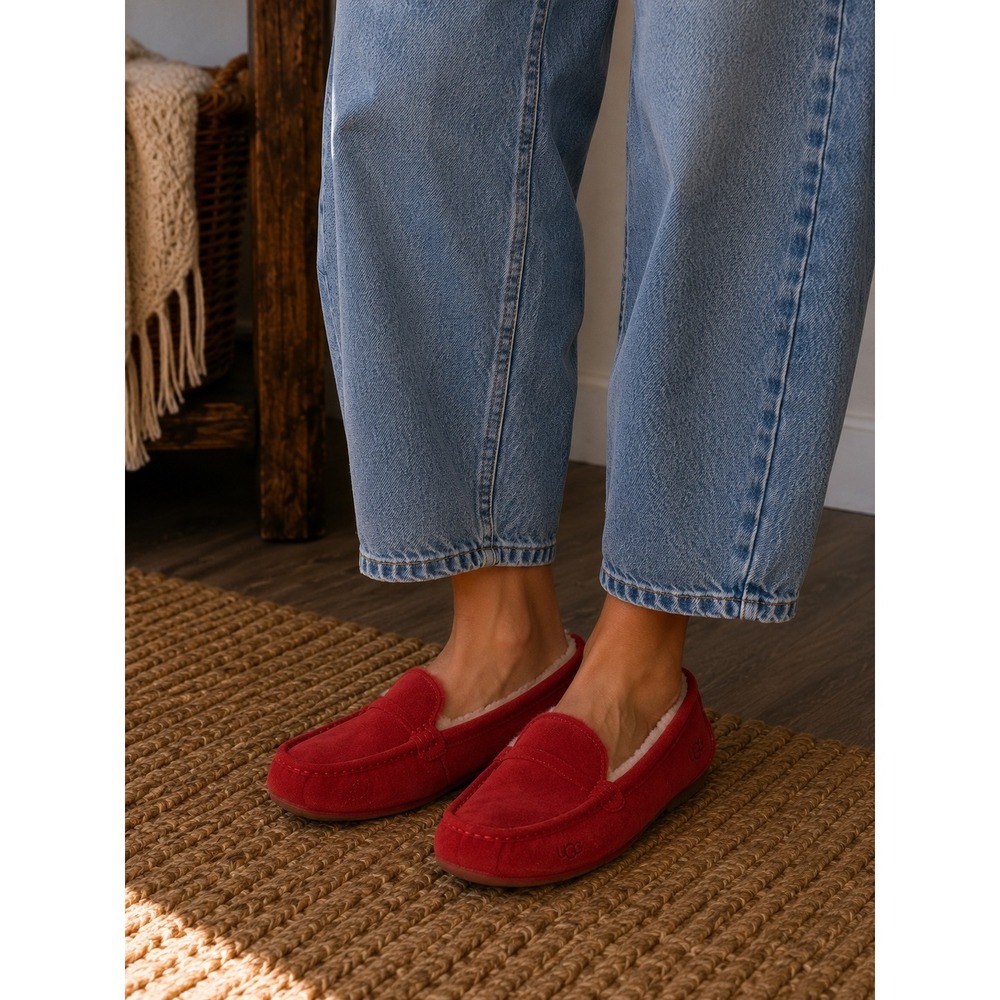 UGG Ansley Red Suede Moccasin Slippers Womens 9 Mens 7 3312
